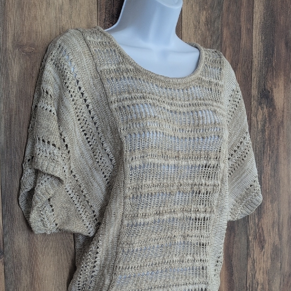 Signature Studio Tan Short Sleeve Knit Sweater S             -H102